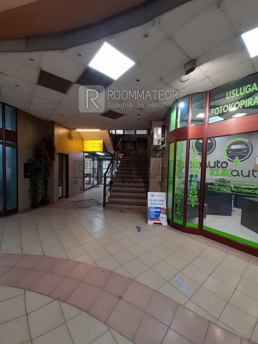Slika 1 - Cara Dušana,  Lokal za izdavanje, 110m2, 500€