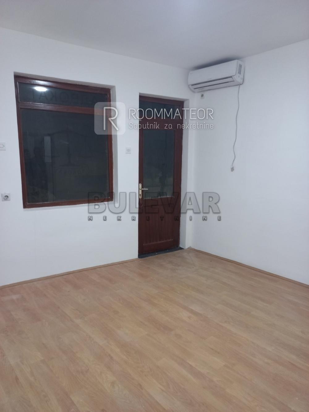 Slika 1 - Ćirila i Metodija,  Lokal za izdavanje, 40m2, 300€