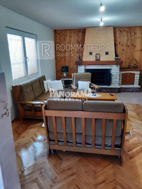 Slika 1 - Vučinac,  Kuća na prodaju, 816m2, 383.000€
