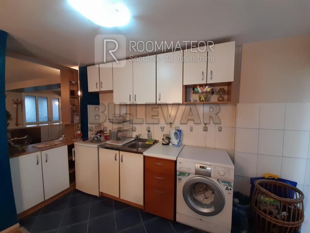 Slika 8 - Skopska, Dvoiposoban stan za izdavanje, 100m2, 500€