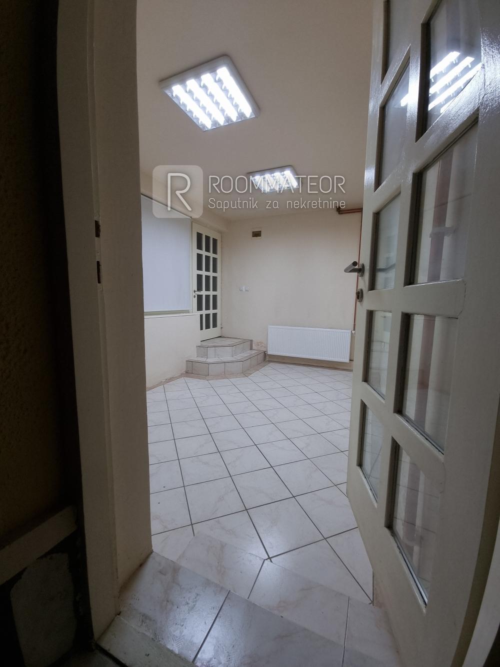 Slika 2 - Vojvode Tankosića 25a,  Lokal za izdavanje, 18m2, 220€