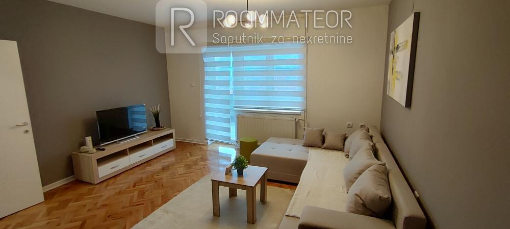 Glavna slika -Dvoiposoban stan na prodaju, 82m2, 127.000€