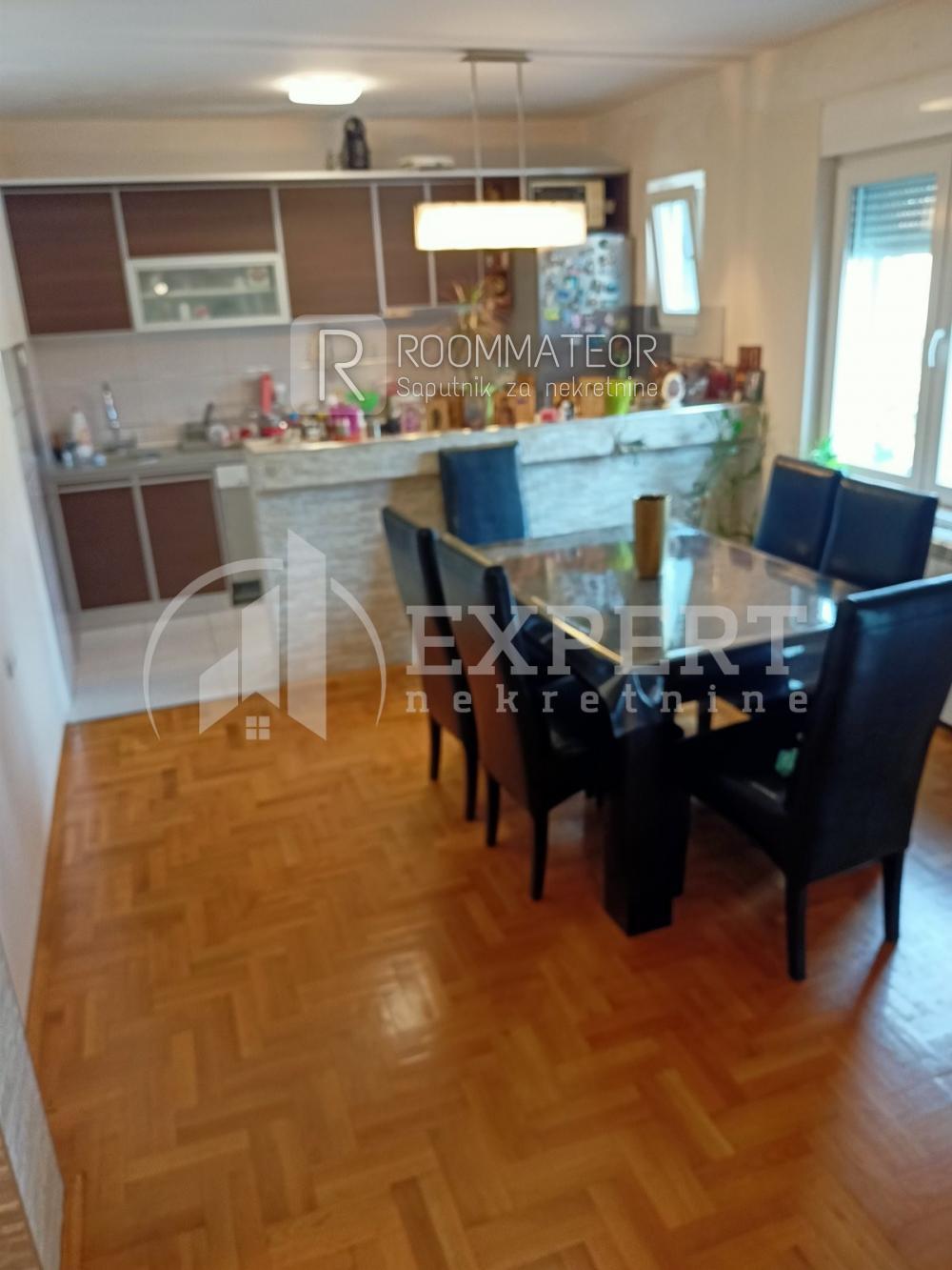 Slika 6 - Pasi poljana,  Kuća na prodaju, 240m2, 170.000€