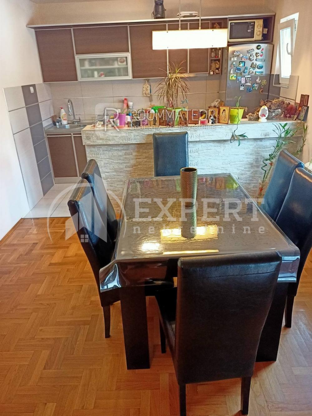 Slika 8 - Pasi poljana,  Kuća na prodaju, 240m2, 170.000€