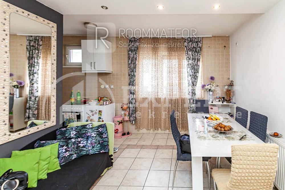 Slika 1 - Božidarčeva, Trosoban stan na prodaju, 80m2, 122.000€