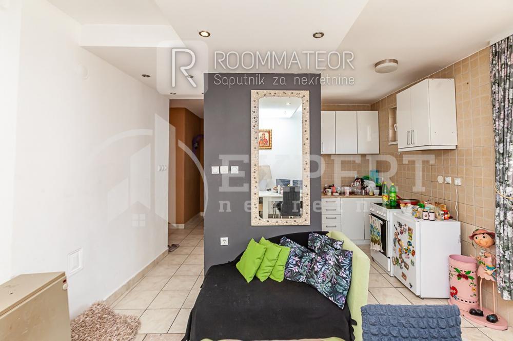 Slika 9 - Božidarčeva, Trosoban stan na prodaju, 80m2, 122.000€