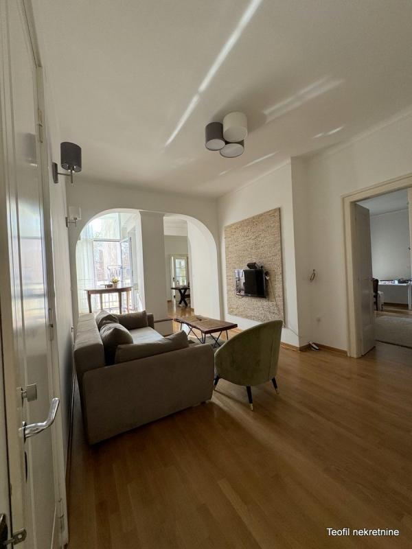 Slika 1 - Karađorđeva, Četvorosoban stan na prodaju, 123m2, 430.000€