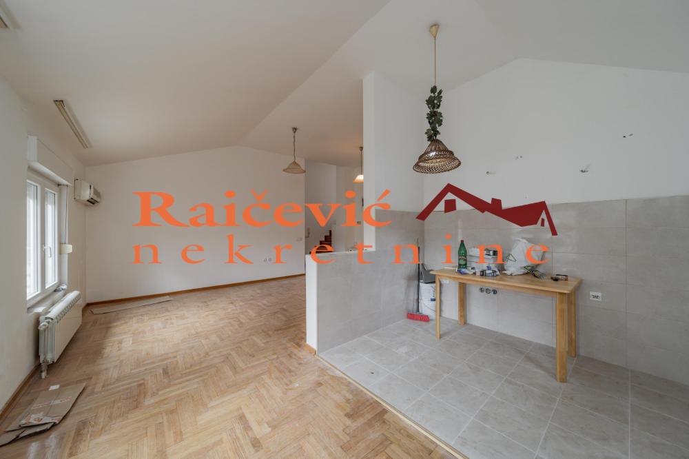 Slika 4 - Presevska, Trosoban stan na prodaju, 83m2, 205.000€