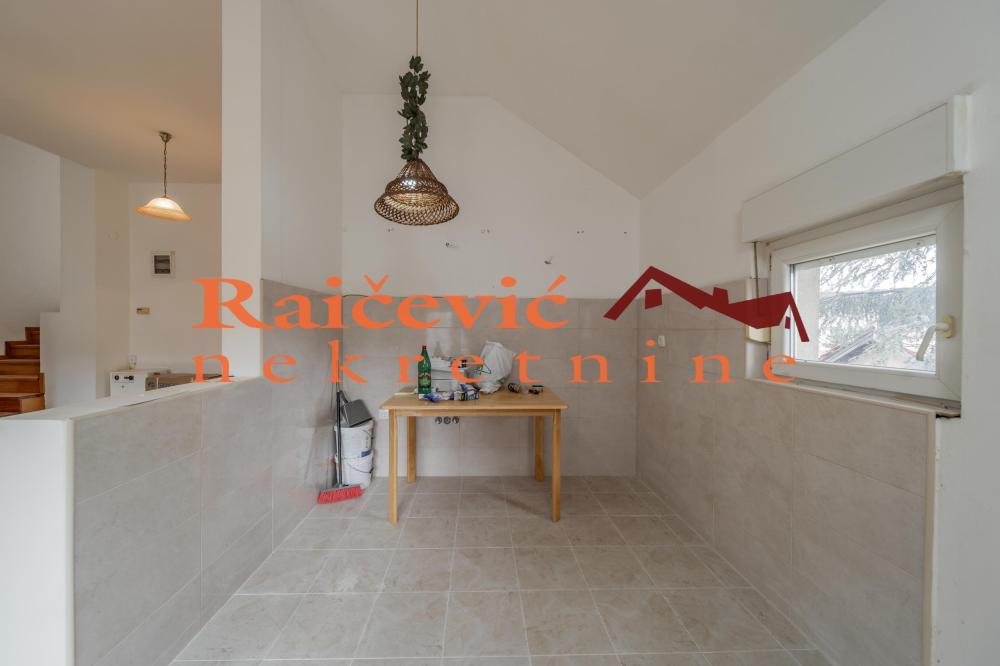 Slika 5 - Presevska, Trosoban stan na prodaju, 83m2, 205.000€