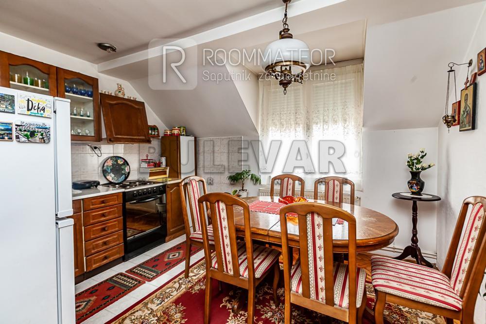 Slika 9 - Knjaževačka, Kuća na prodaju, 210m2, 195.000€