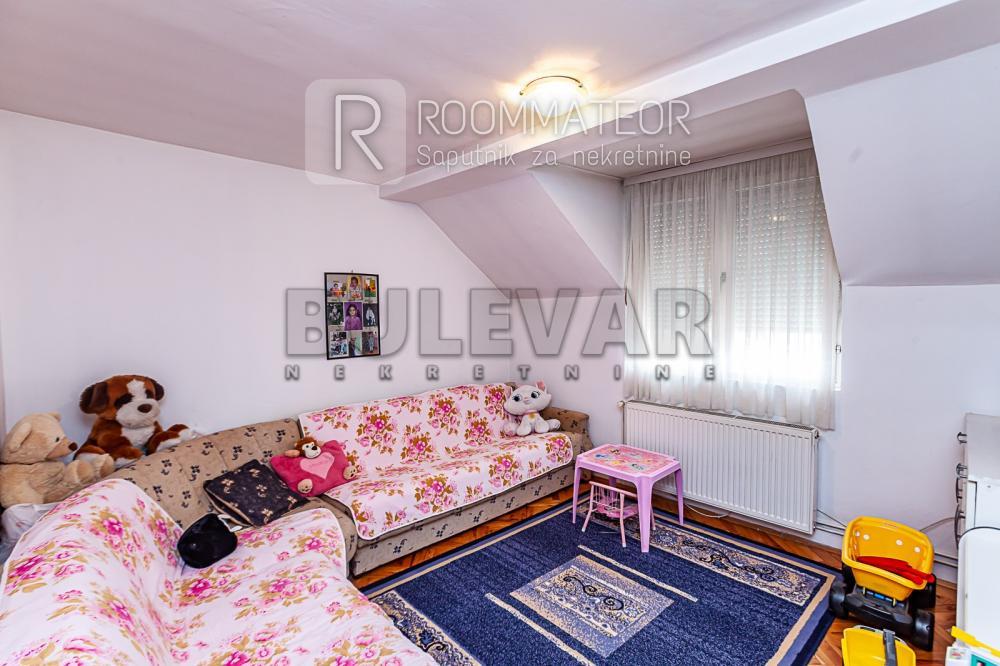 Slika 2 - Knjaževačka, Kuća na prodaju, 210m2, 195.000€