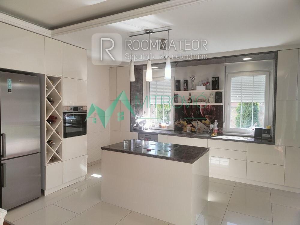 Slika 10 -  Kuća na prodaju, 226m2, 575.000€