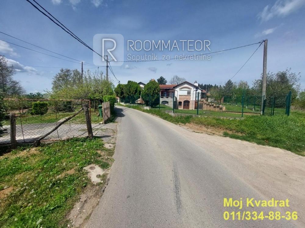 Slika 4 -  Plac na prodaju, Voždovac, Ripanj, 80.000€