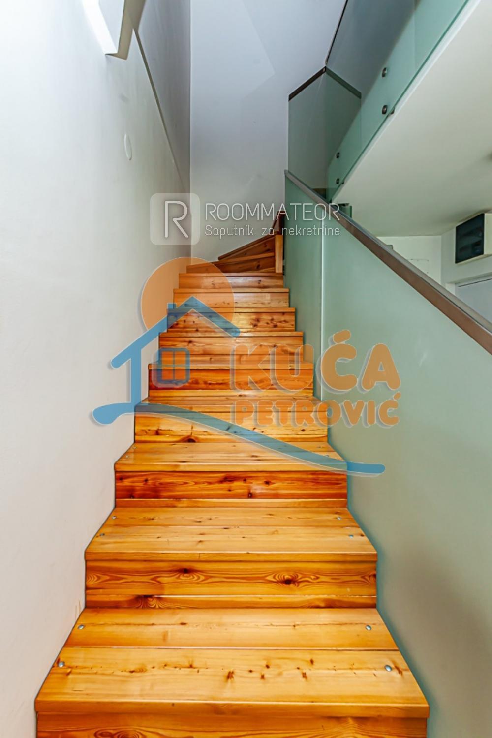 Slika 2 - Nikole Kopernika, Četvorosoban stan na prodaju, 142m2, 227.200€