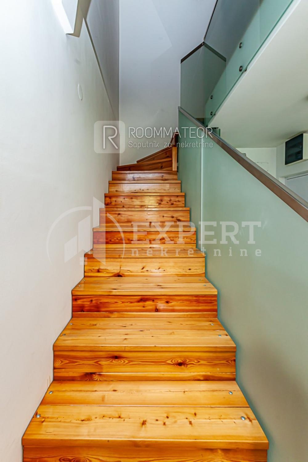 Slika 2 - Nikole Kopernika, Četvorosoban stan na prodaju, 142m2, 227.200€