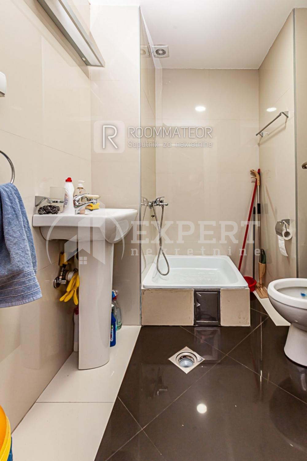 Slika 5 - Nikole Kopernika, Četvorosoban stan na prodaju, 142m2, 227.200€