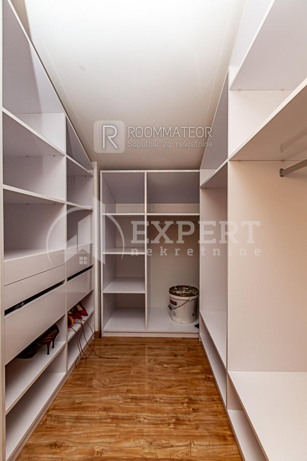 Slika 6 - Nikole Kopernika, Četvorosoban stan na prodaju, 142m2, 227.200€