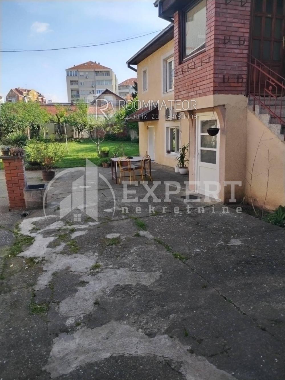 Slika 2 - Todora Milovanovića,  Kuća na prodaju, 160m2, 550.000€
