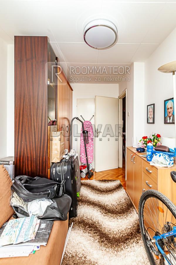 Slika 10 - Bulevar Svetog Pantelejmona, Trosoban stan na prodaju, 72m2, 130.000€