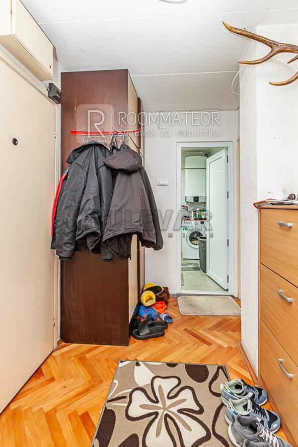 Slika 5 - Bulevar Svetog Pantelejmona, Trosoban stan na prodaju, 72m2, 130.000€
