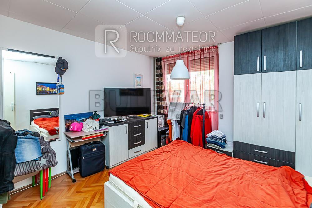 Slika 7 - Bulevar Svetog Pantelejmona, Trosoban stan na prodaju, 72m2, 130.000€