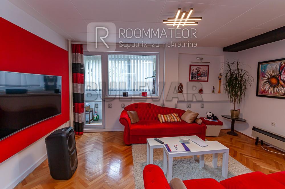 Slika 2 - Bulevar Svetog Pantelejmona, Trosoban stan na prodaju, 72m2, 130.000€