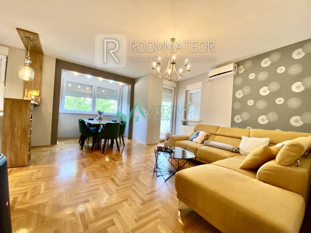 Glavna slika -Četvorosoban stan na prodaju, 83m2, 206.000€