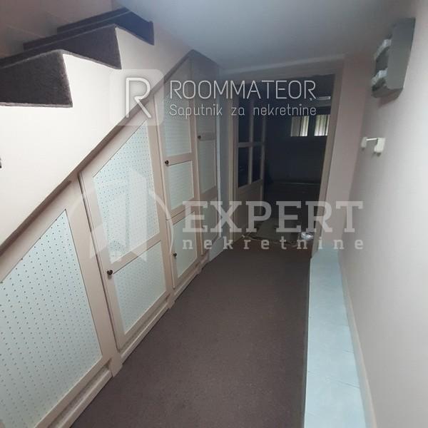 Slika 8 - Tolstojeva,  Kuća na prodaju, 250m2, 237.000€