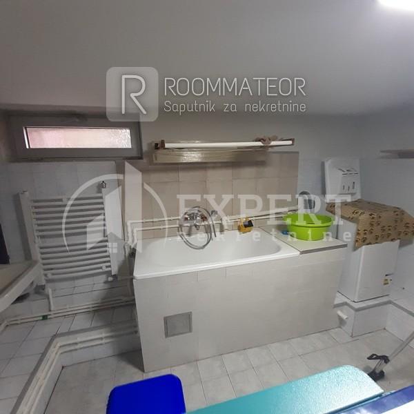 Slika 5 - Tolstojeva,  Kuća na prodaju, 250m2, 237.000€