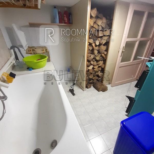 Slika 7 - Tolstojeva,  Kuća na prodaju, 250m2, 237.000€