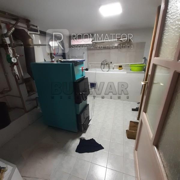 Slika 4 - Tolstojeva,  Kuća na prodaju, 250m2, 237.000€