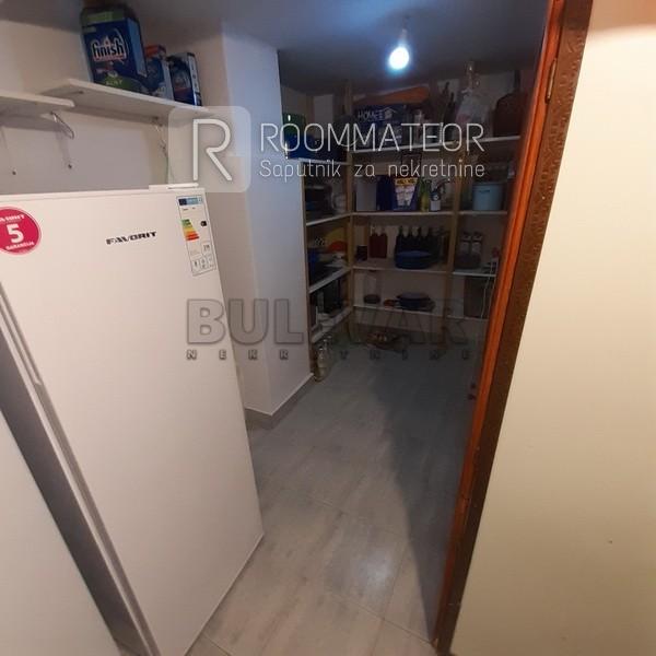 Slika 9 - Tolstojeva,  Kuća na prodaju, 250m2, 237.000€