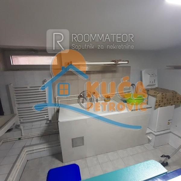 Slika 5 - Tolstojeva,  Kuća na prodaju, 250m2, 237.000€