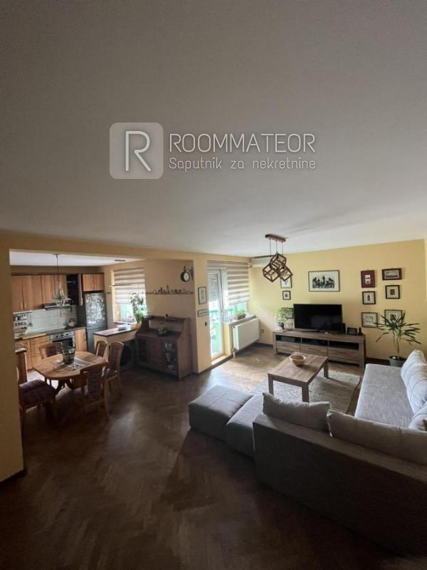 Slika 1 - Četvorosoban stan na prodaju, 111m2, 180.000€