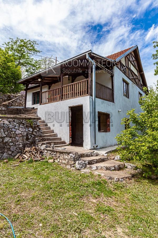 Glavna slika -Sinđelićev trg,  Kuća na prodaju, 129m2, 85.000€