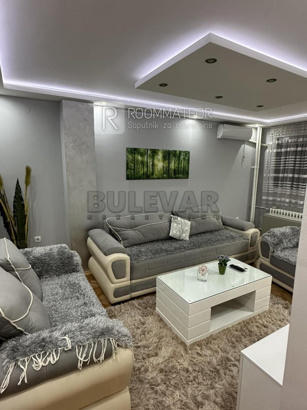 Glavna slika -Pariske komune, Jednoiposoban stan za izdavanje, 55m2, 500€