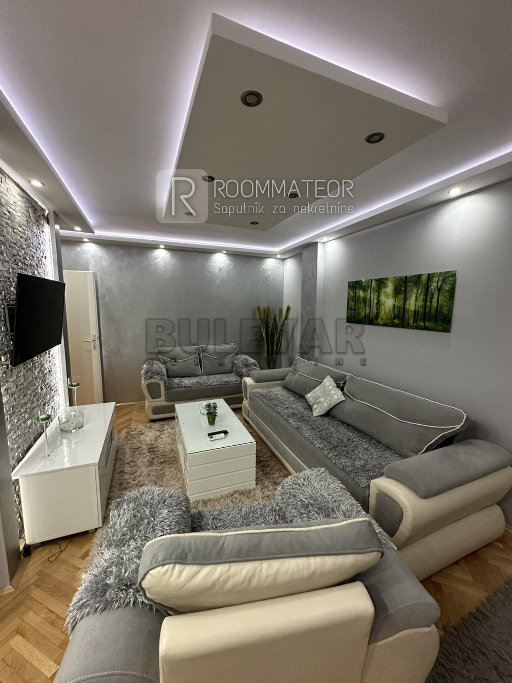 Slika 1 - Pariske komune, Jednoiposoban stan za izdavanje, 55m2, 500€