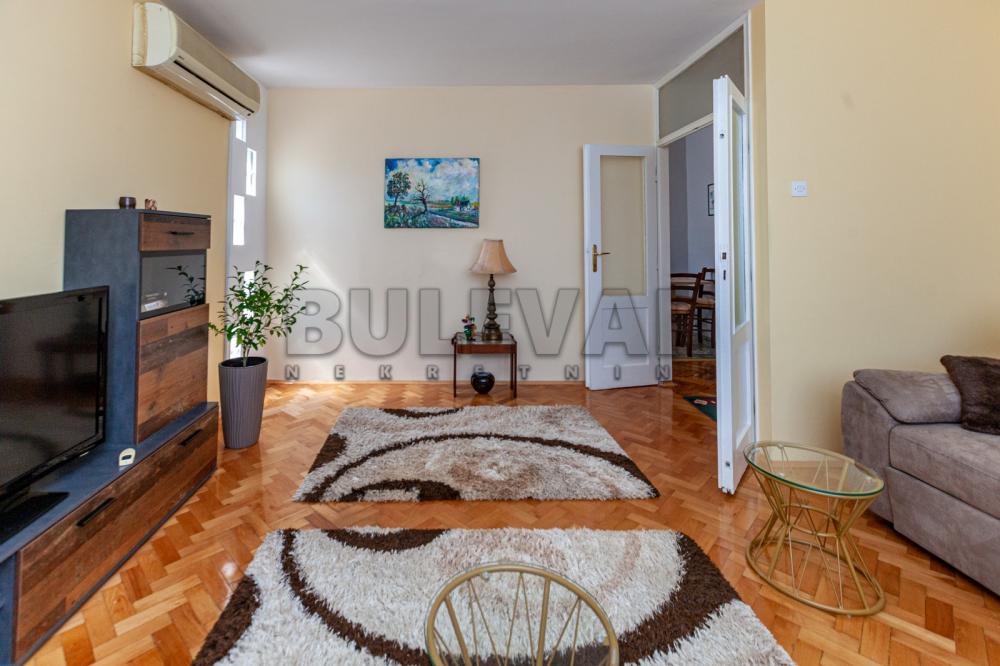 Slika 1 - Vožda Karađorđa, Dvosoban stan za izdavanje, 51m2, 390€