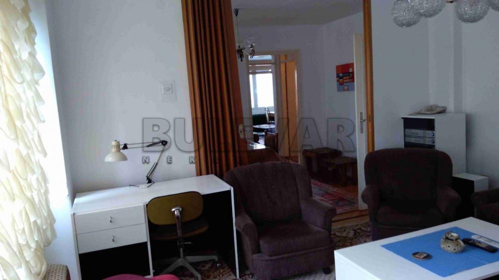 Slika 1 - Bulevar Nemanjića, Trosoban stan za izdavanje, 78m2, 400€