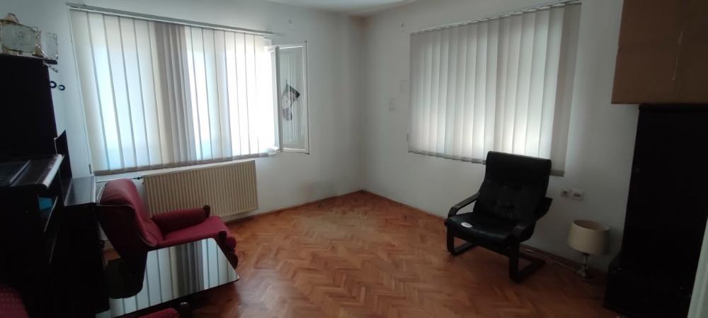 Slika 7 -  Lokal za izdavanje, 90m2, 400€