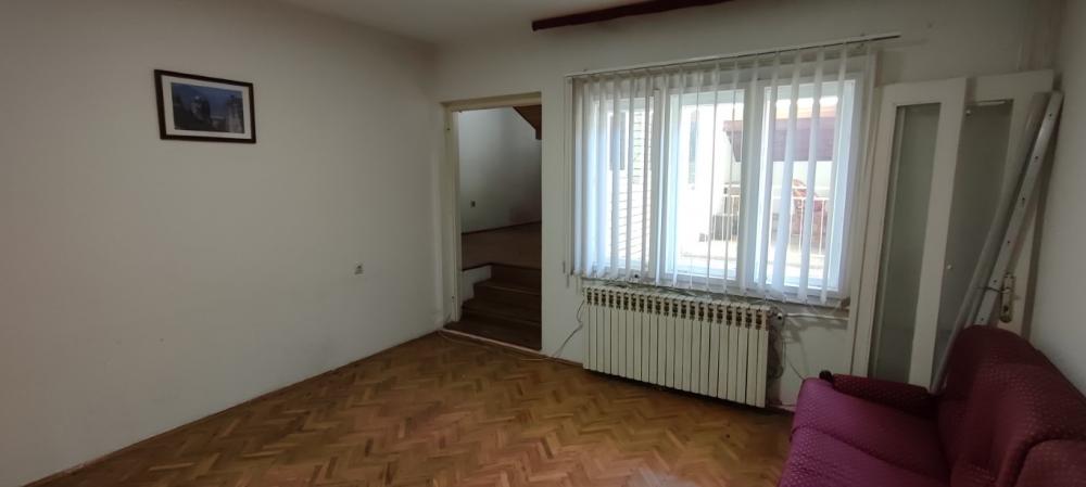 Slika 3 -  Lokal za izdavanje, 90m2, 400€