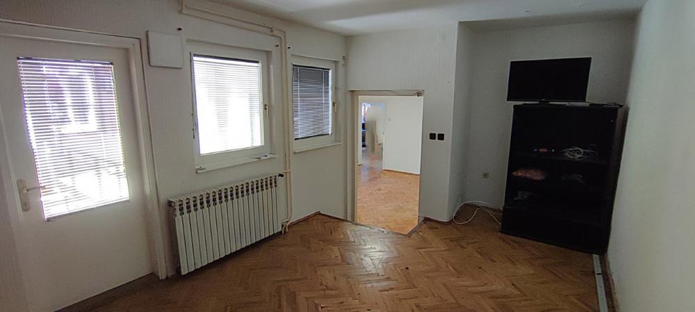 Glavna slika - Lokal za izdavanje, 90m2, 400€