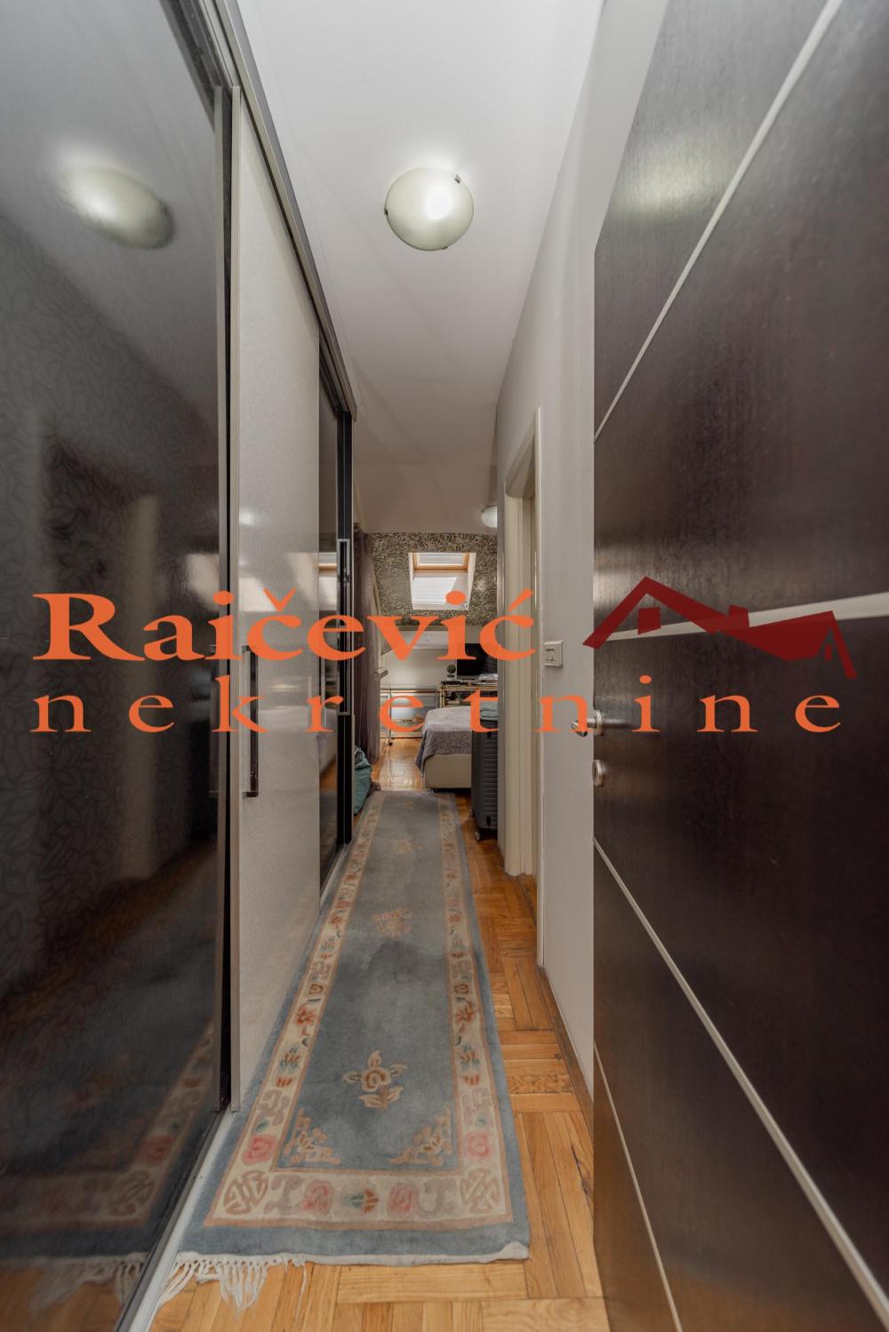 Slika 9 - Strumicka, Trosoban stan na prodaju, 85m2, 269.000€