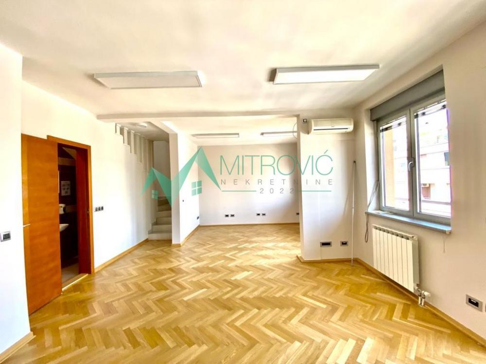 Glavna slika - Lokal za izdavanje, 182m2, 1.850€