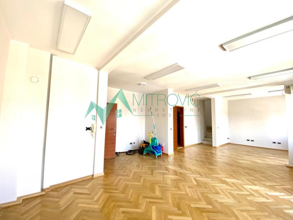 Slika 6 -  Lokal za izdavanje, 182m2, 1.850€