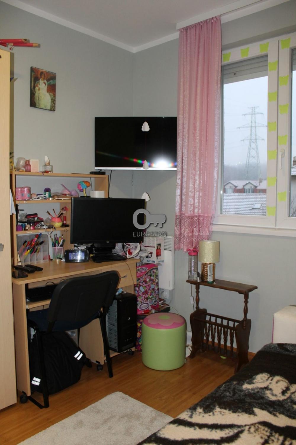 Slika 5 - Milošev Kladenac, Trosoban stan na prodaju, 51m2, 120.000€