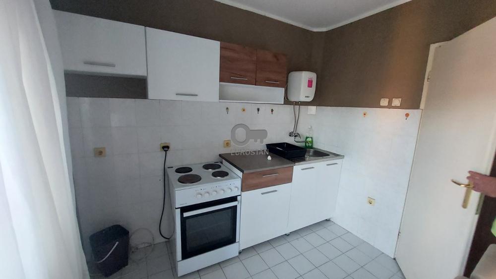 Slika 3 - Ljubice Ivošević-Dimitrov, Petosoban stan za izdavanje, 107m2, 800€