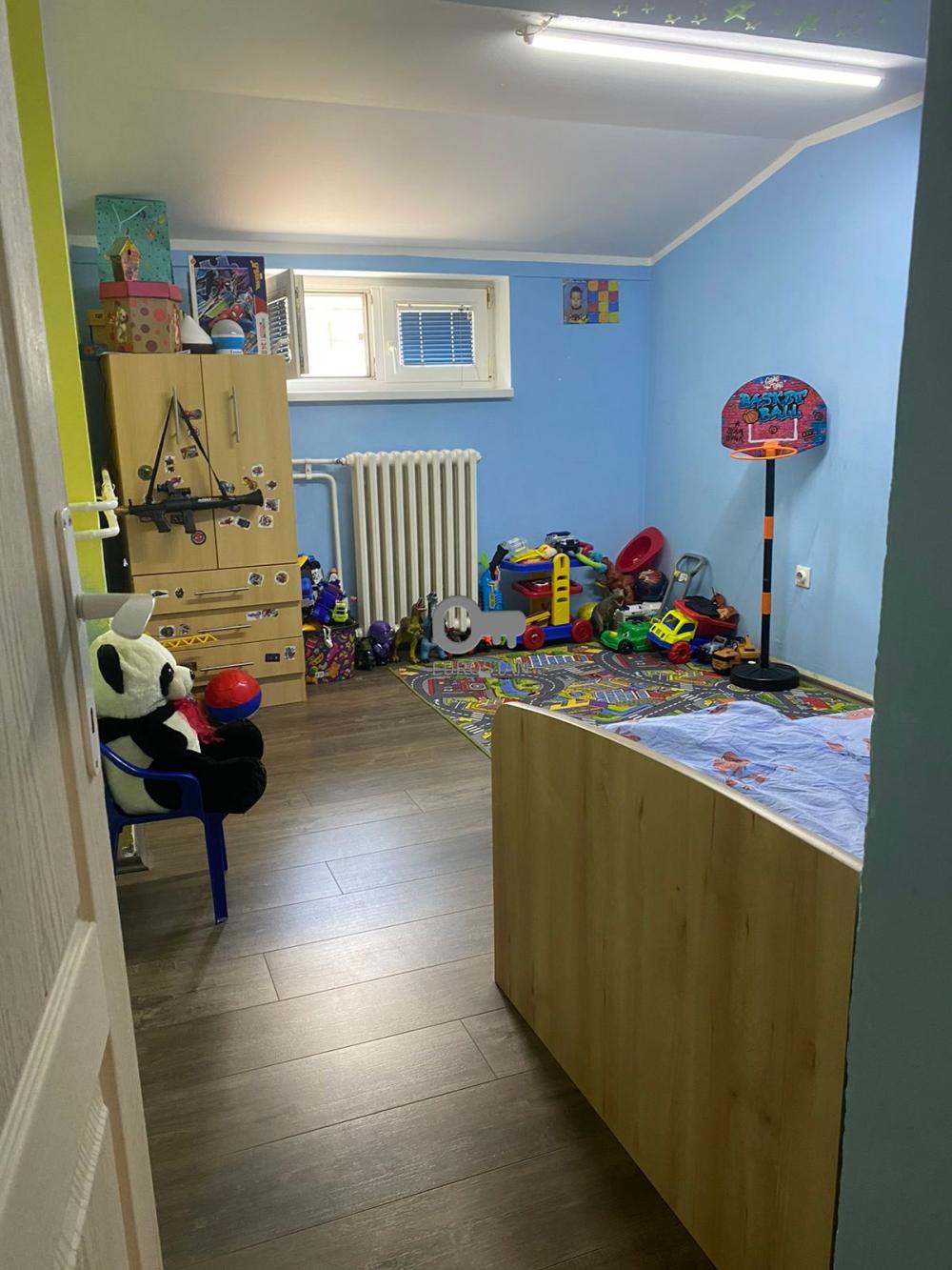 Slika 4 - Luke Vojvodića, Četvorosoban stan na prodaju, 111m2, 229.500€