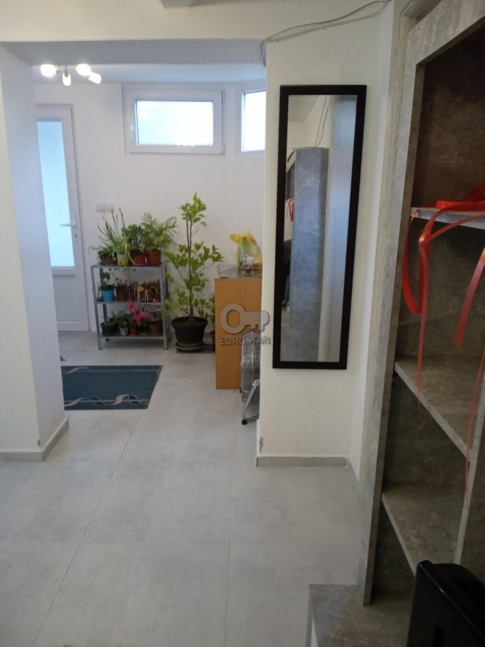 Slika 5 - Tršćanska,  Kuća na prodaju, 96m2, 203.500€