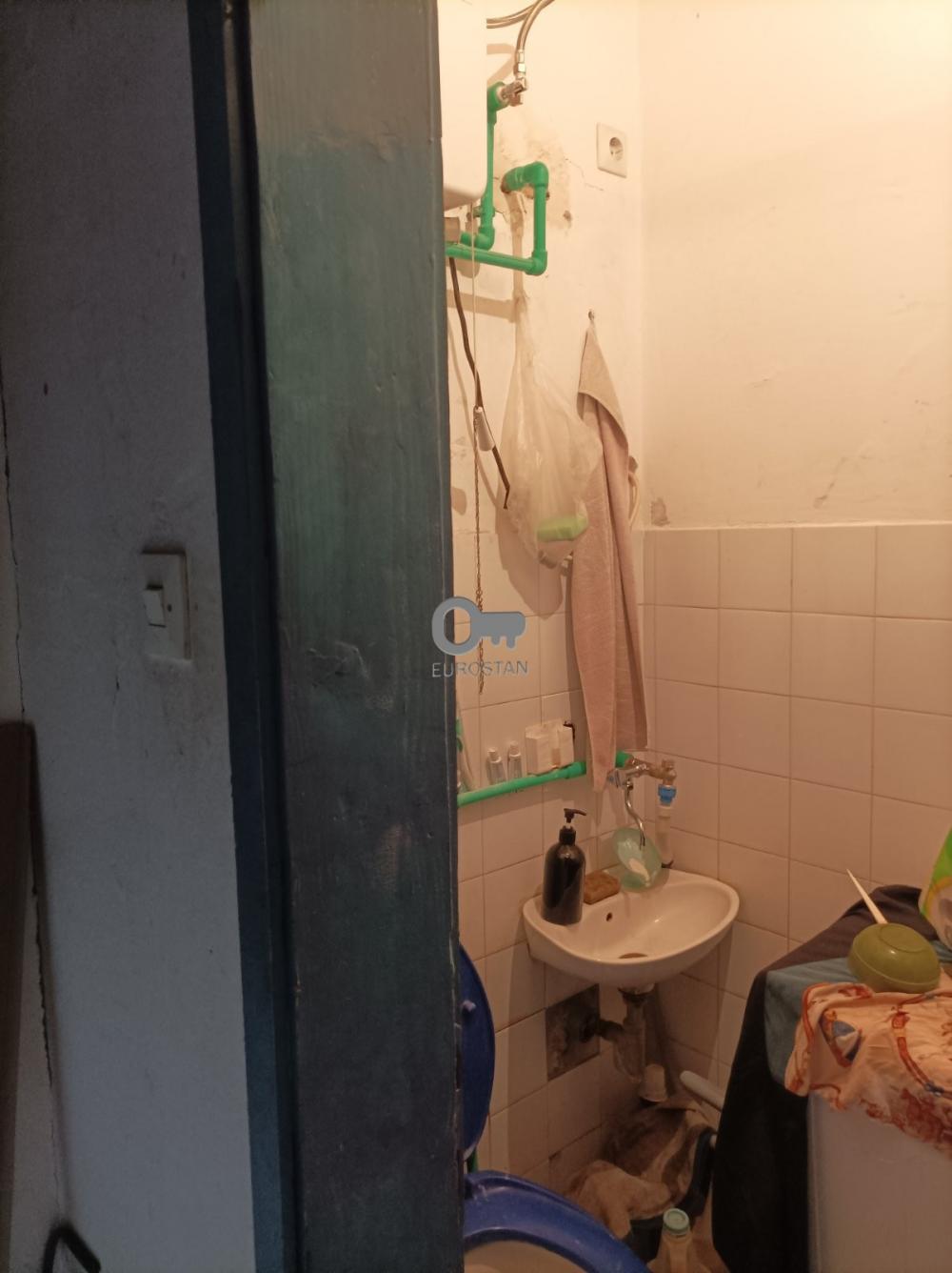 Slika 3 - Vinogradski Venac,  Lokal na prodaju, 41m2, 72.000€